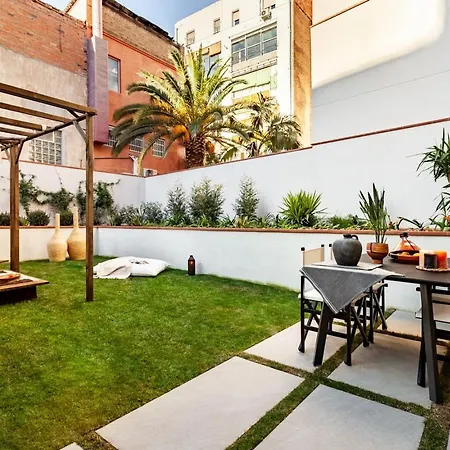 Spacest - Carrer De Josep Torres E * Barcelona